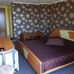 Guest house Ianis Paradise 3*