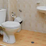 Ianis Paradise Guest house
