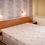 Ianis Paradise Guest house