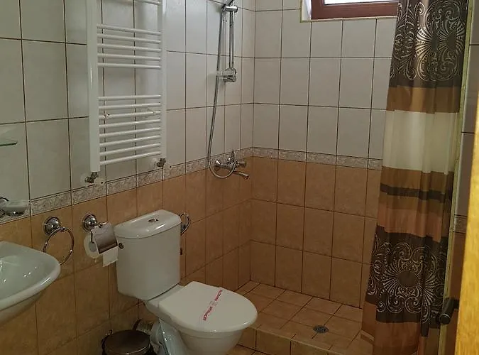 Ianis Paradise Guest house