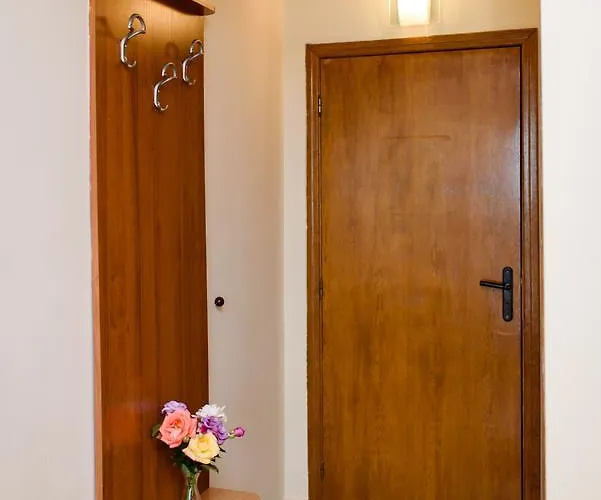 Ianis Paradise Guest house